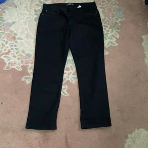 512 LEVI’S “PERFECTLY SHAPING”